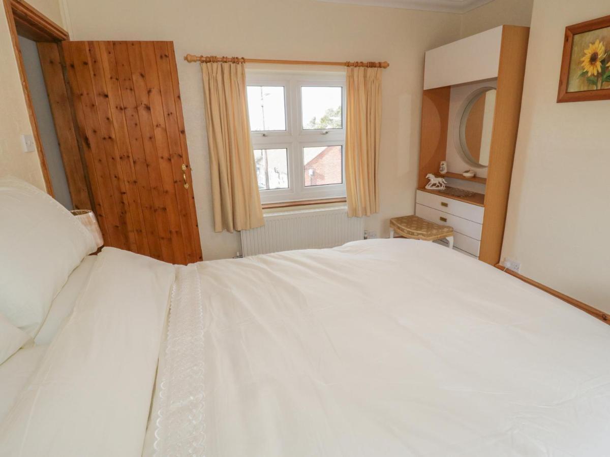 Jasmine Cottage Rhyl Ngoại thất bức ảnh